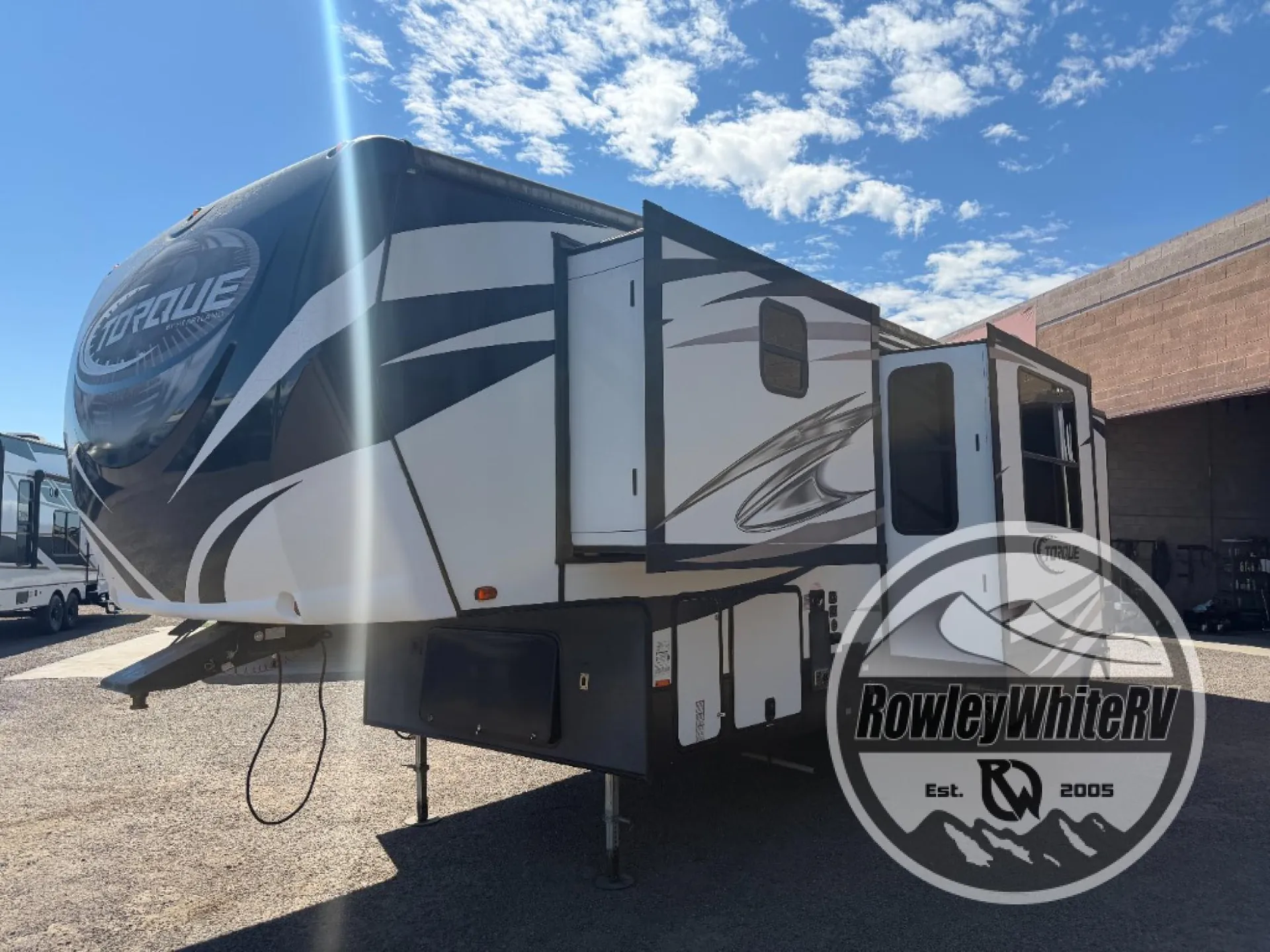 2017 Heartland Torque TQ 325 - Photo 4