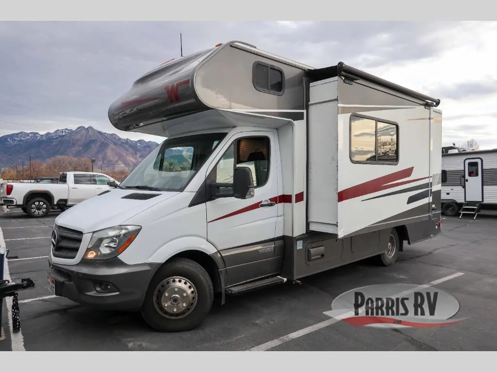 2020 Winnebago Vita 24F - Photo 3