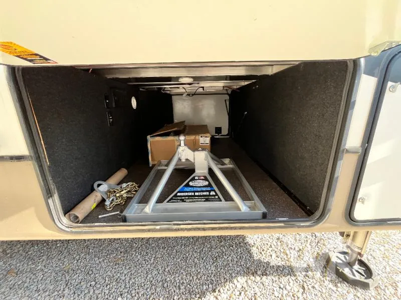 2019 Keystone Montana 3561RL - Photo 2