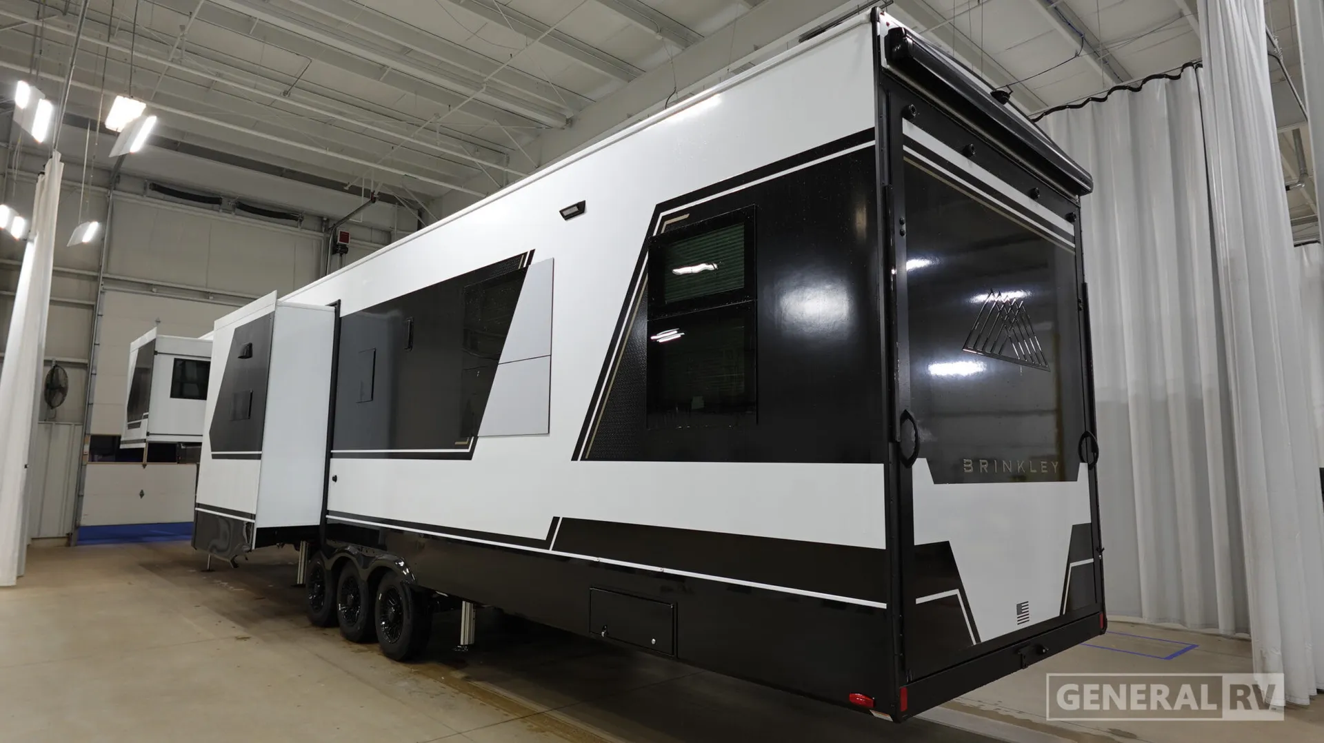 2026 Brinkley Model G 4000 - Photo 4