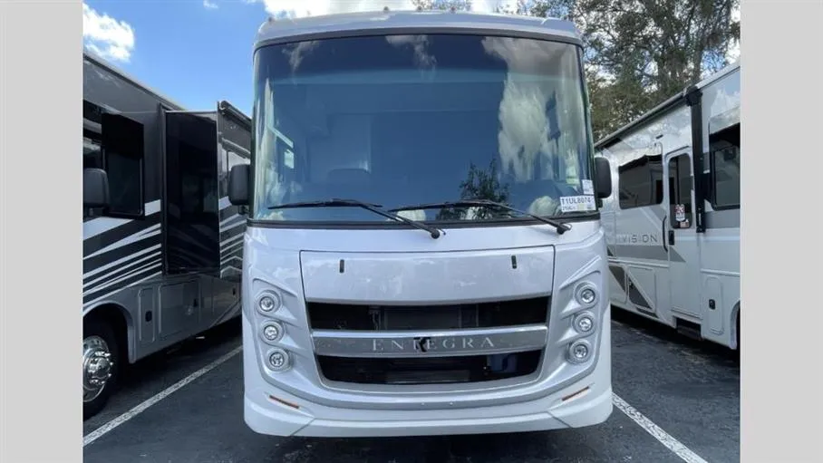 2026 Entegra Coach Vision XL 31UL - Photo 3