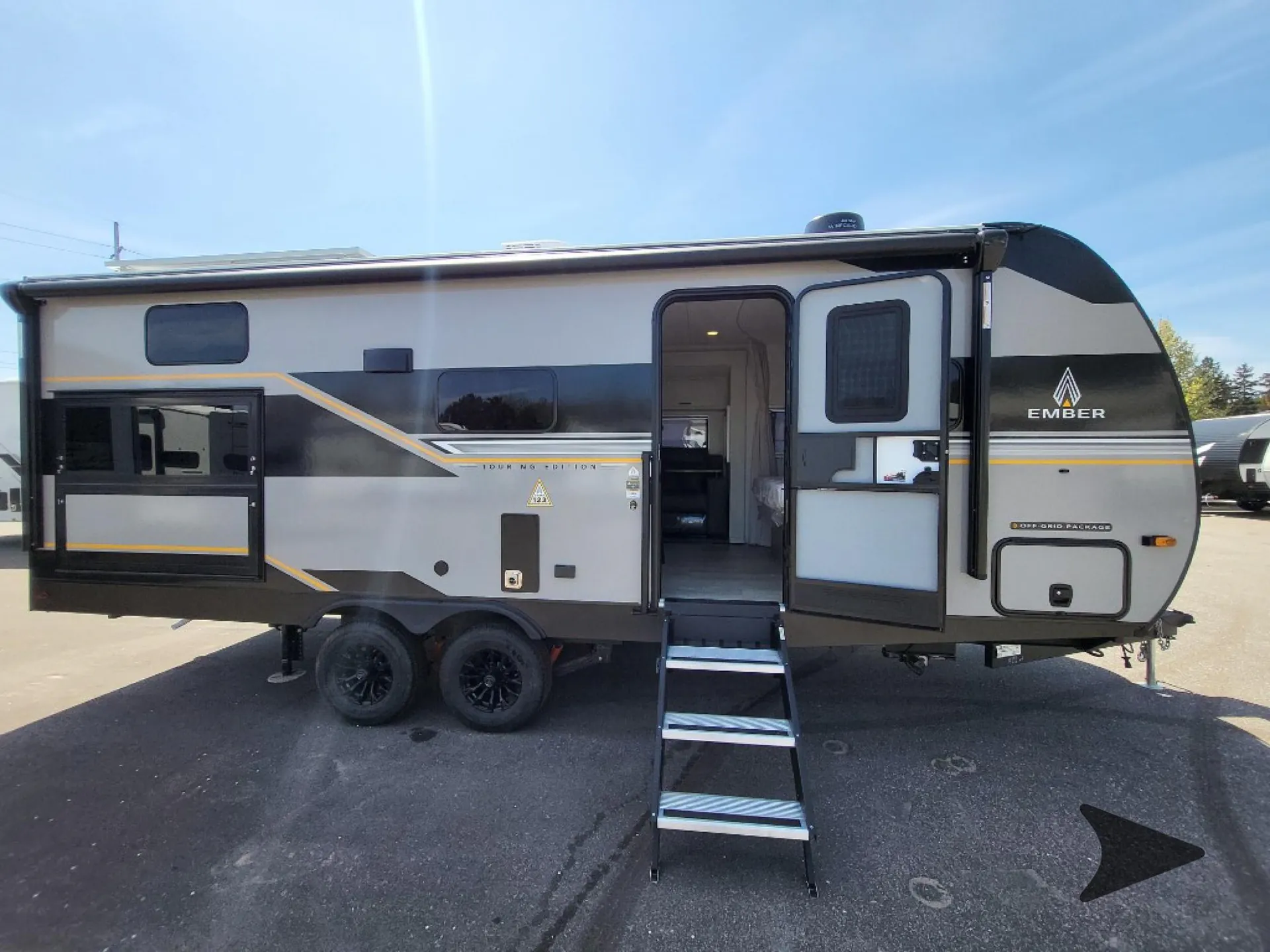 2027 Ember RV Touring Edition 2200ETL - Photo 4