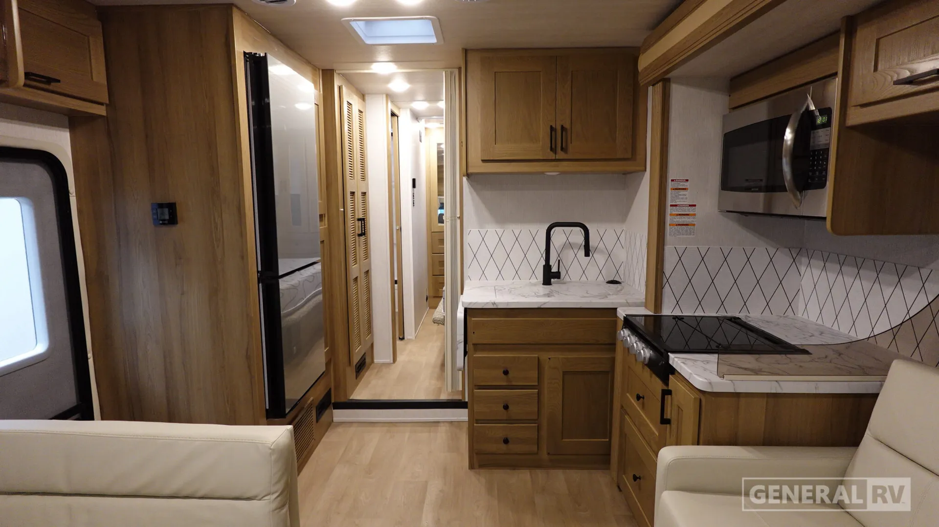 2027 NeXus RV Triumph 29T - Photo 3