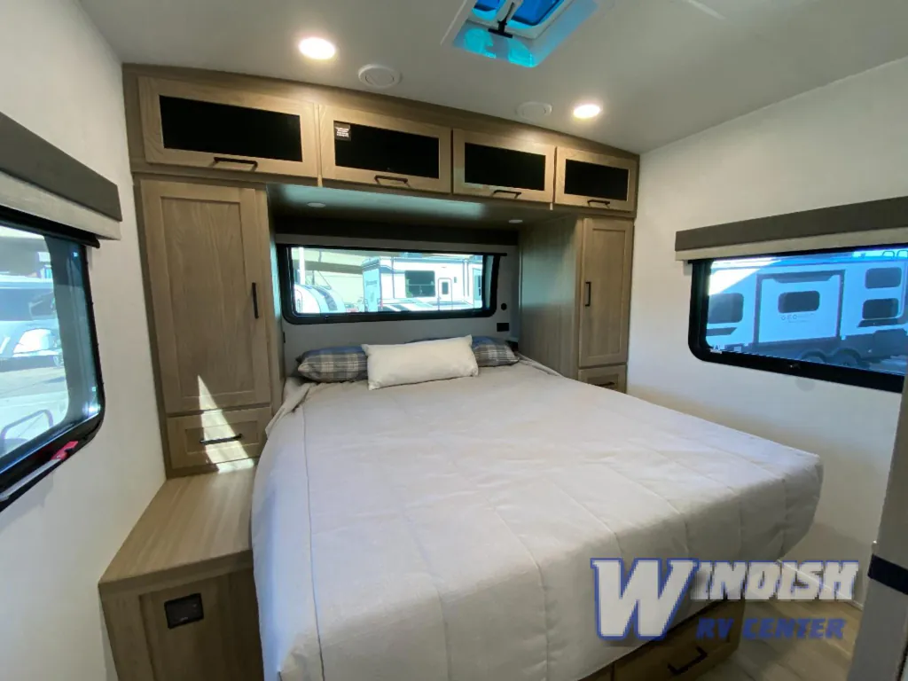 2027 Forest River Rockwood Mini Lite 2525RB, Photos photo 15