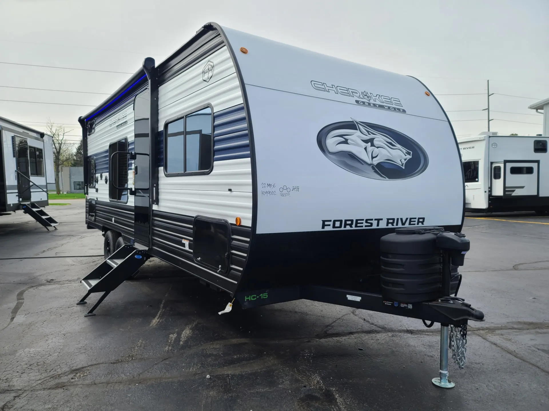 2026 Forest River Cherokee Grey Wolf 22MKSE - Photo 2
