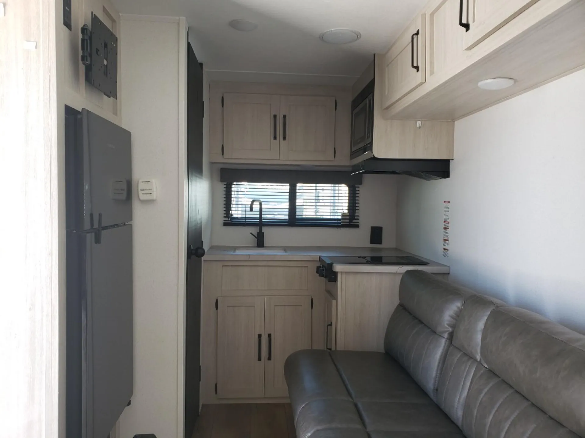 2025 Palomino Puma Camping Edition 121RKCE - Photo 3