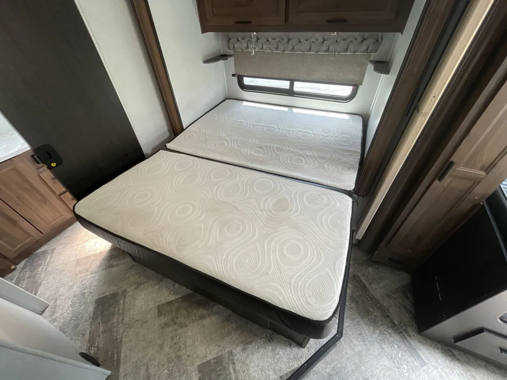 2021 Forest River Sunseeker 2440DS, Photos photo 15