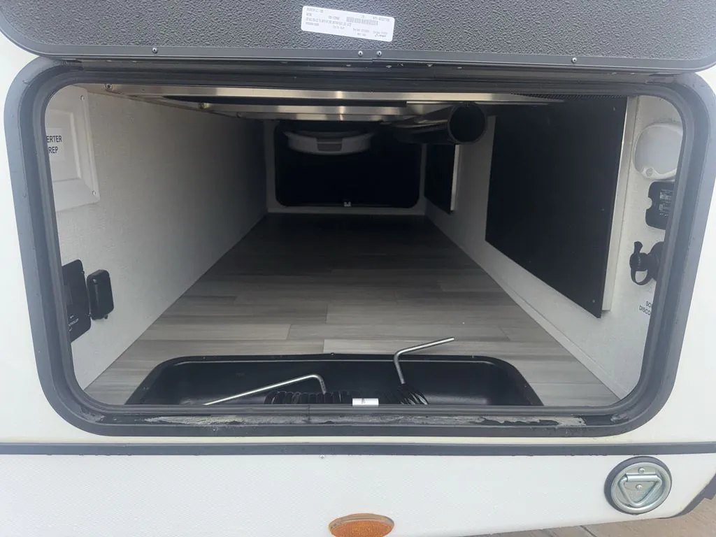 2025 Wayfinder RV Go Explore X232 - Photo 3