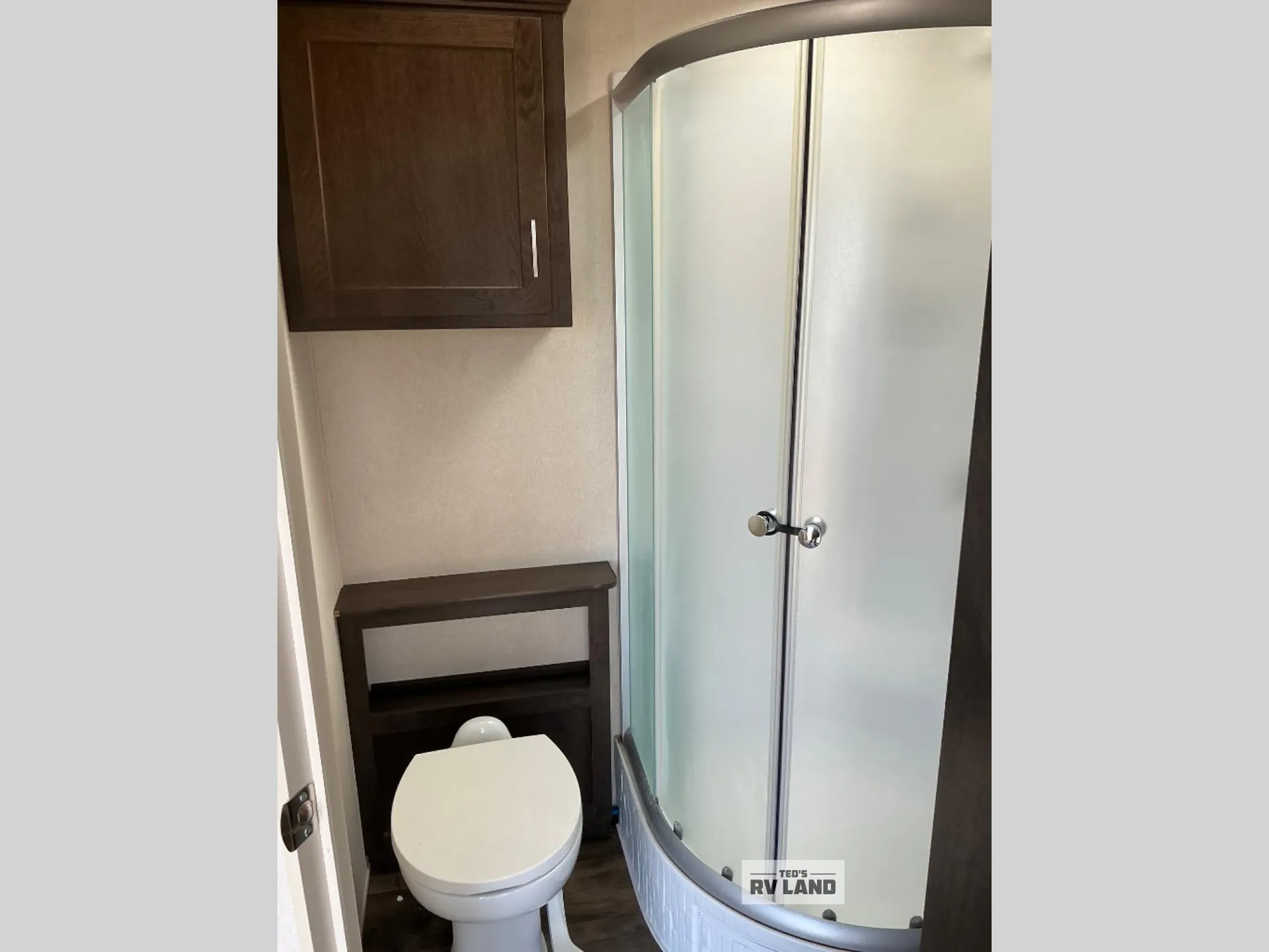 2019 Forest River Salem Villa 42QBQ - Photo 3