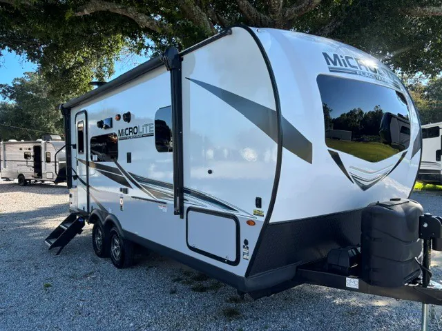 2021 Forest River Flagstaff Micro Lite 21FBRS