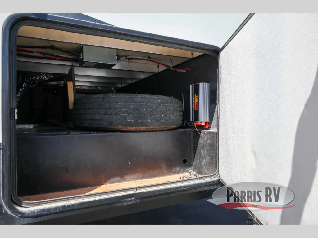 2019 Forest River XLR Nitro 33VL5, Photos photo 12