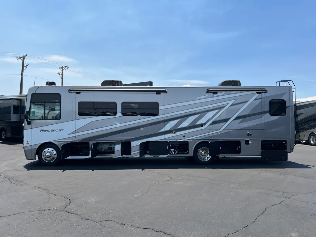 2027 Thor Motor Coach Windsport 36H, Photos photo 35