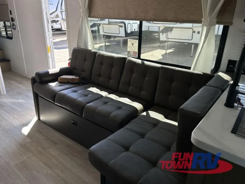 2025 Forest River RV Salem 24VIEWX - Photo 4