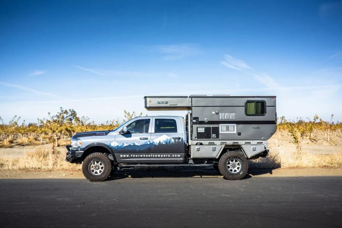Grandby FLATBED exterior