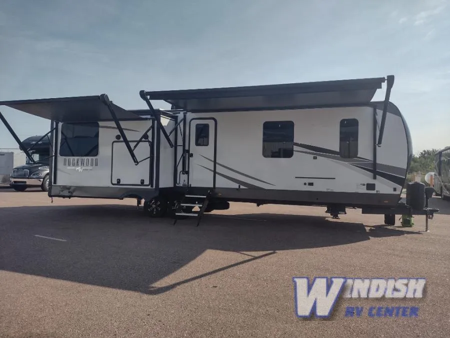 2023 Forest River Rockwood Signature 8332SB - Photo 2