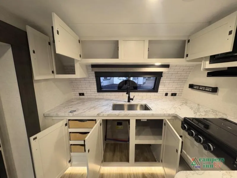2027 Venture RV Campbound Platinum 262CFK - Photo 2