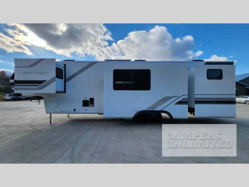 2026 Grand Design Solitude 3904BH - Photo 2