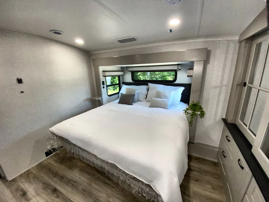 2026 Jayco North Point 395DSDB, Photos photo 13