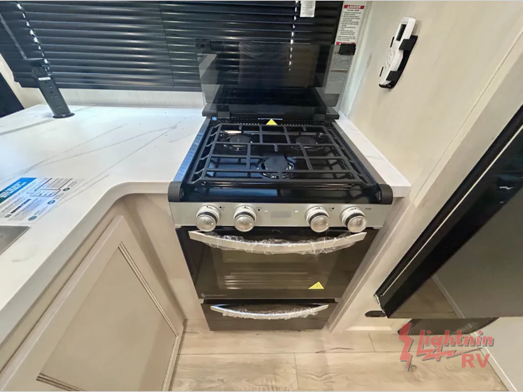 2026 Forest River Vengeance Rogue Armored 32L132, Photos photo 23