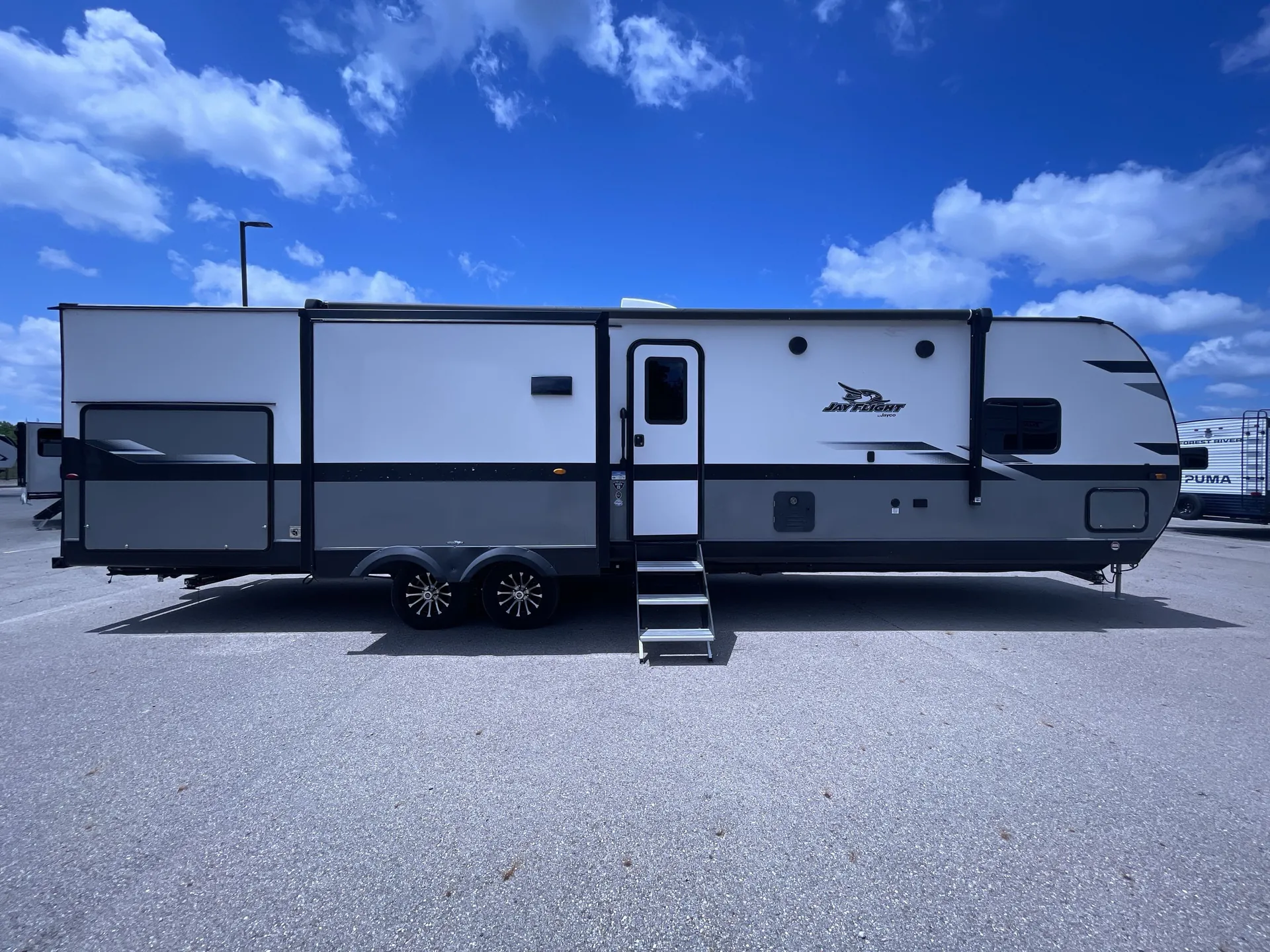 2023 Jayco Jay Flight 331BTS — campside