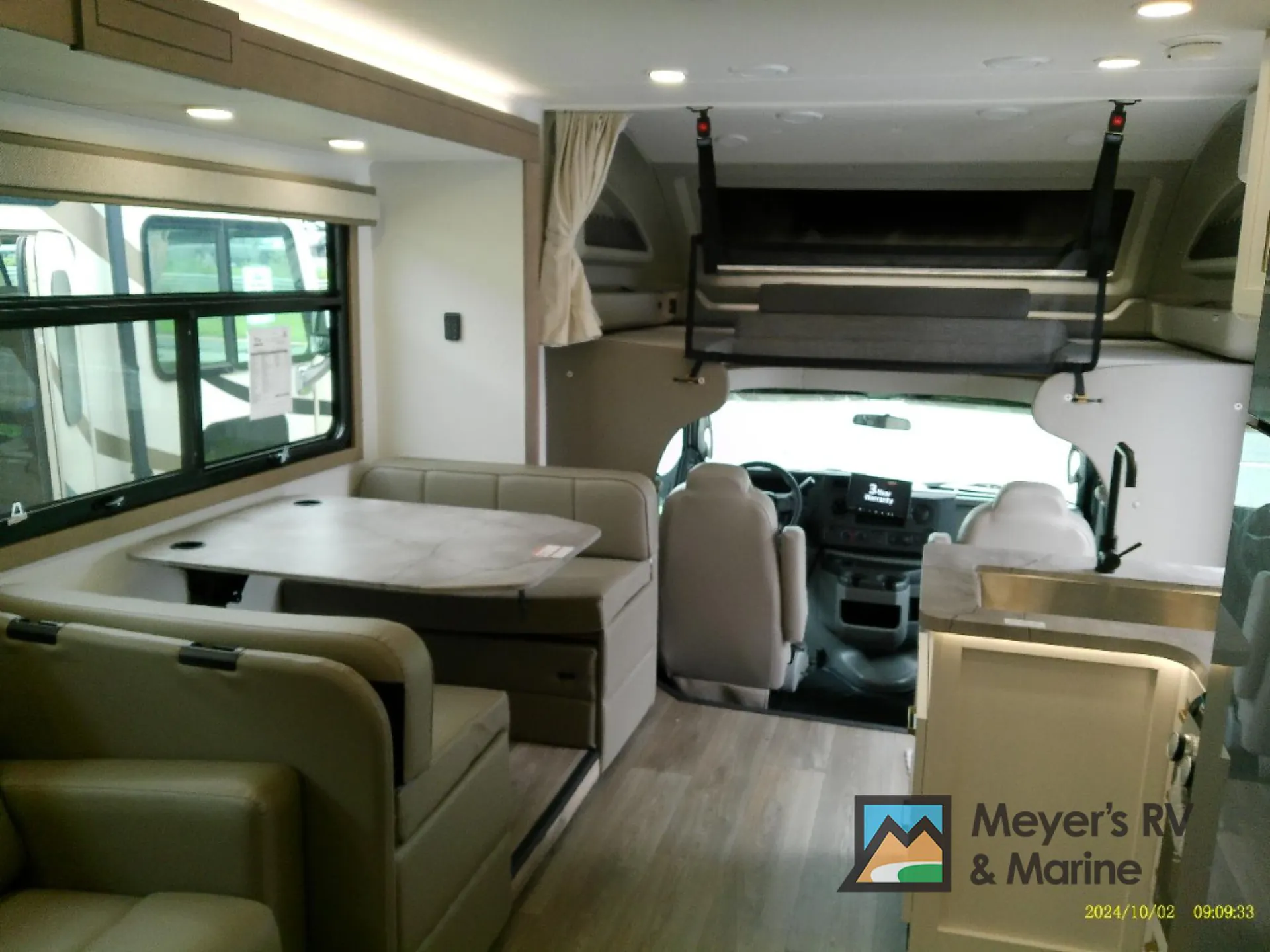2027 Jayco Greyhawk 30Z - Photo 4