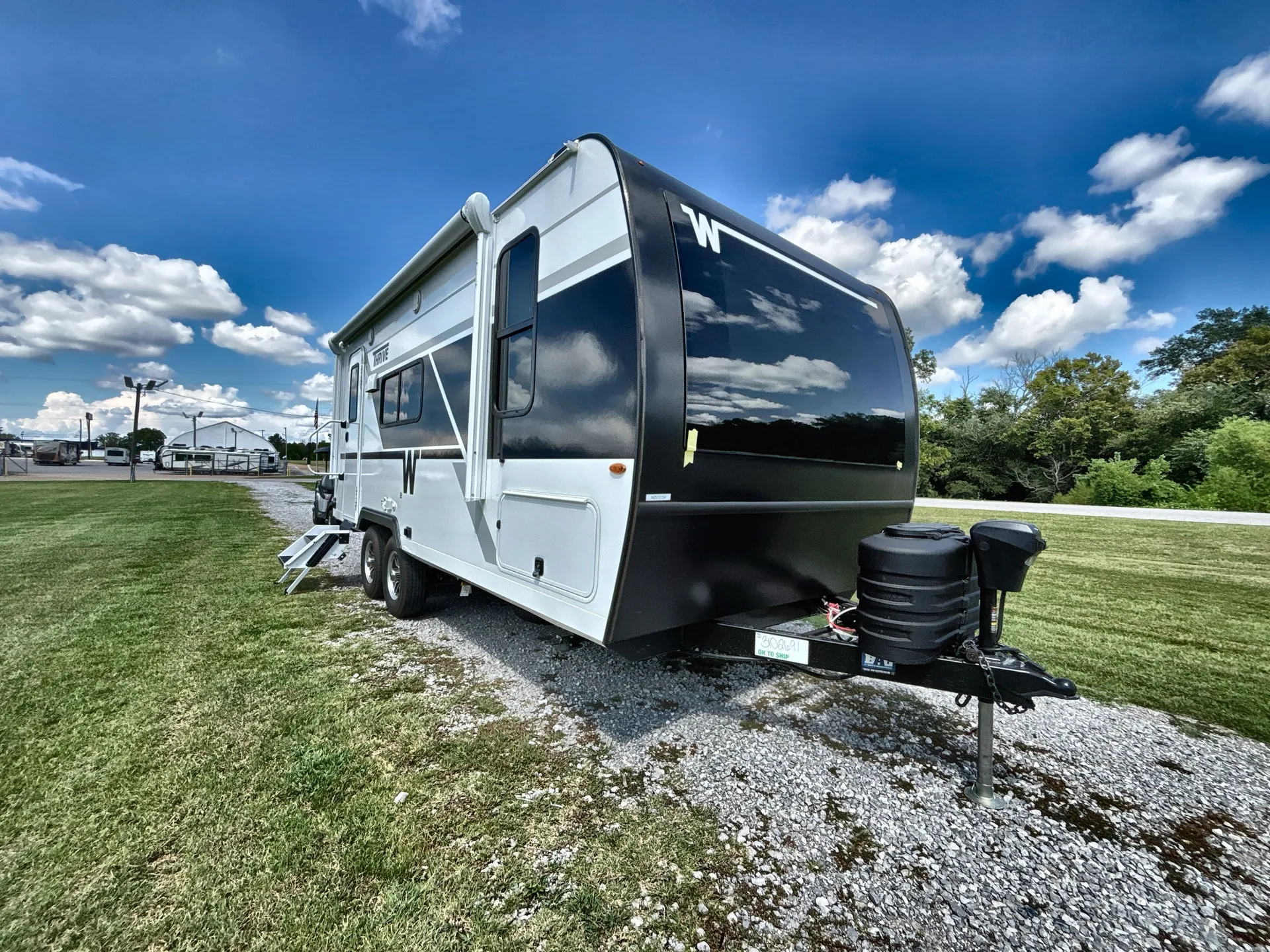 2026 Winnebago Thrive 18FBS - Photo 2