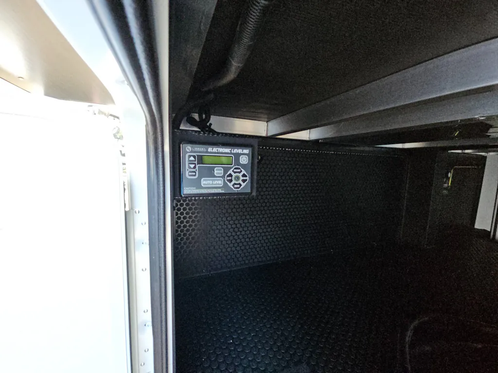 2026 Brinkley Model Z 3600, Photos photo 78