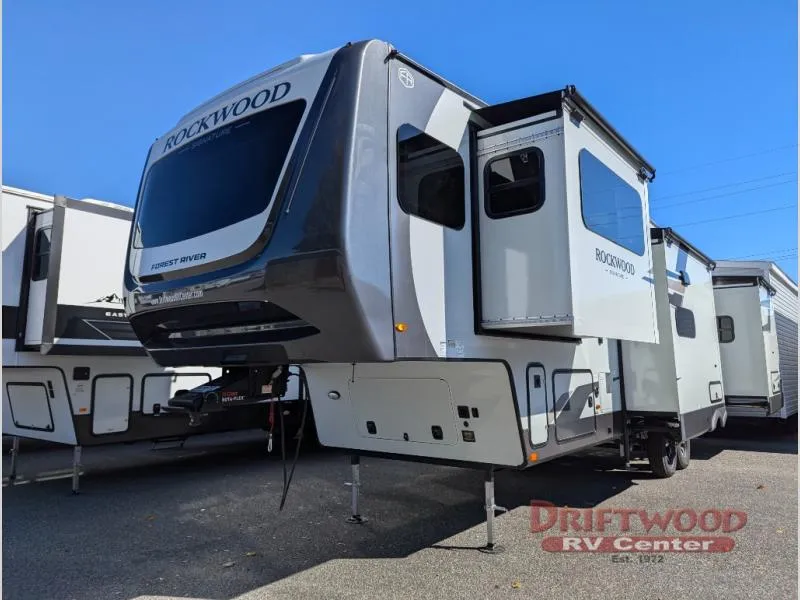 2026 Forest River Rockwood Signature 402SFL - Photo 3