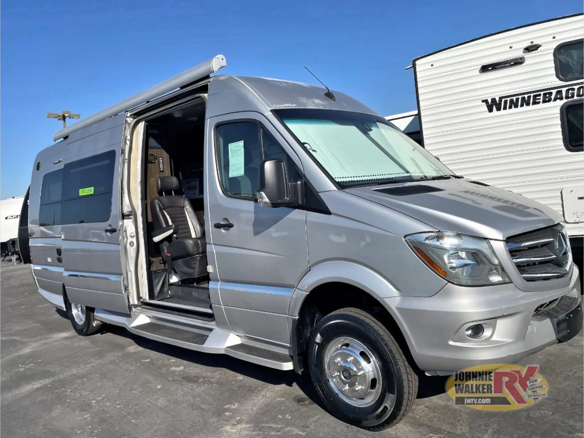 2017 Winnebago Era 70X - Photo 2