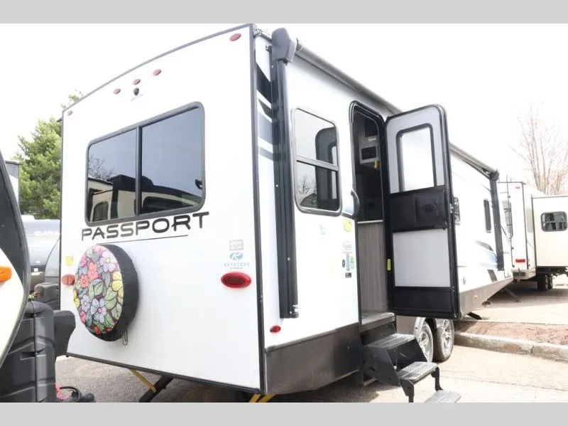 2022 Keystone Passport SL Series 252RD - Photo 4