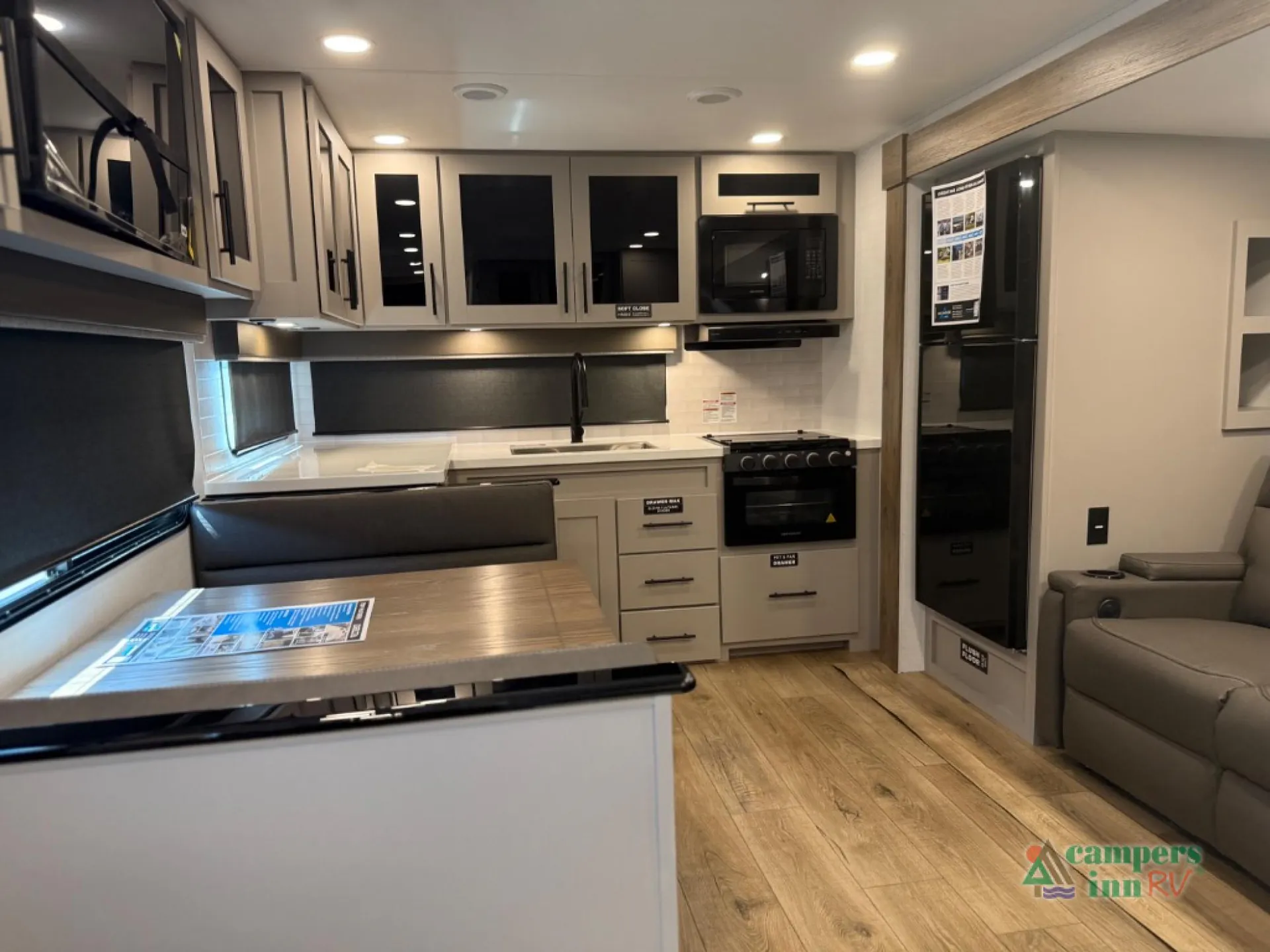 2026 Alliance RV Delta 274RKW - Photo 3