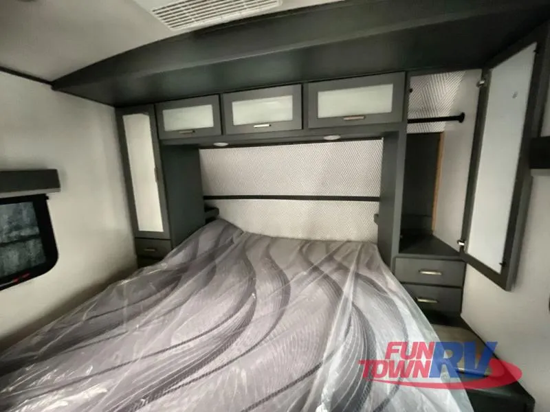 2022 Keystone RV Bullet 30RIPR - Photo 2