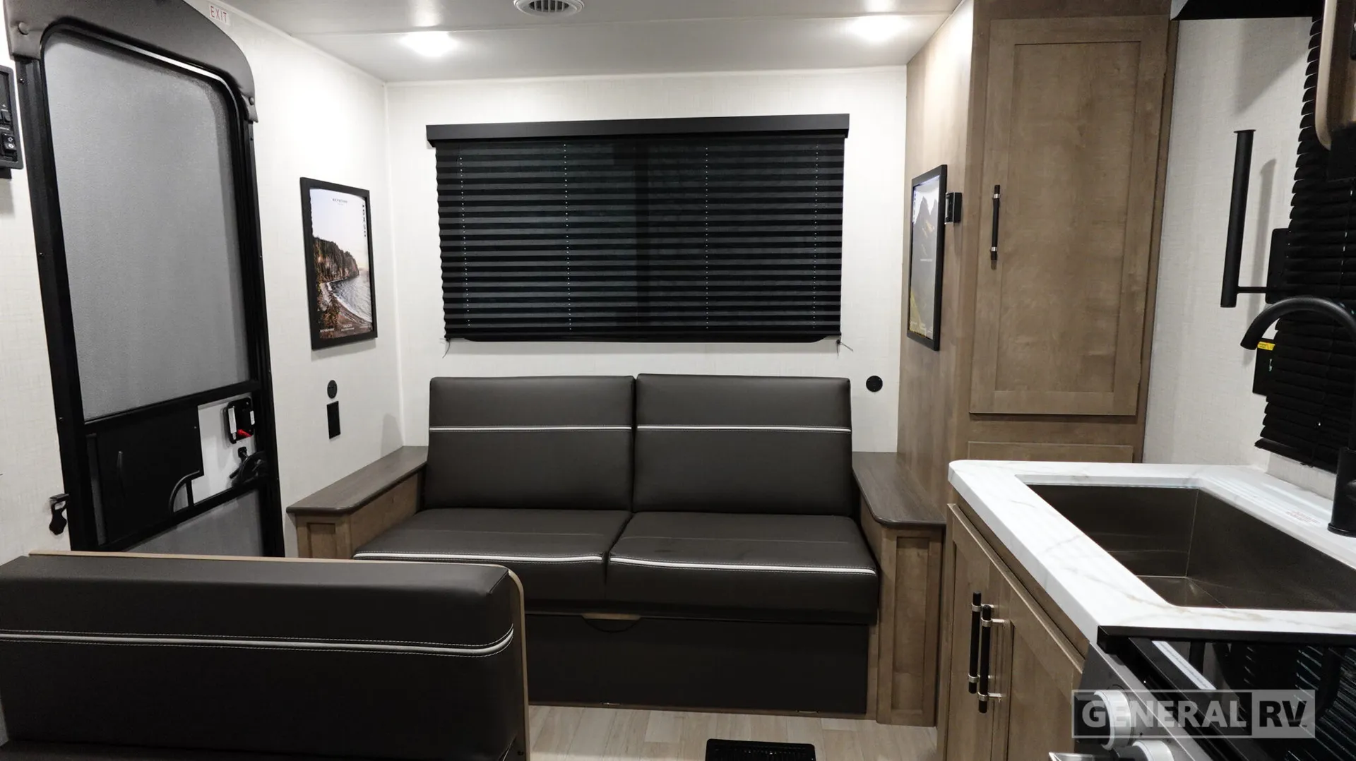 2027 Keystone Springdale 2100RL - Photo 3