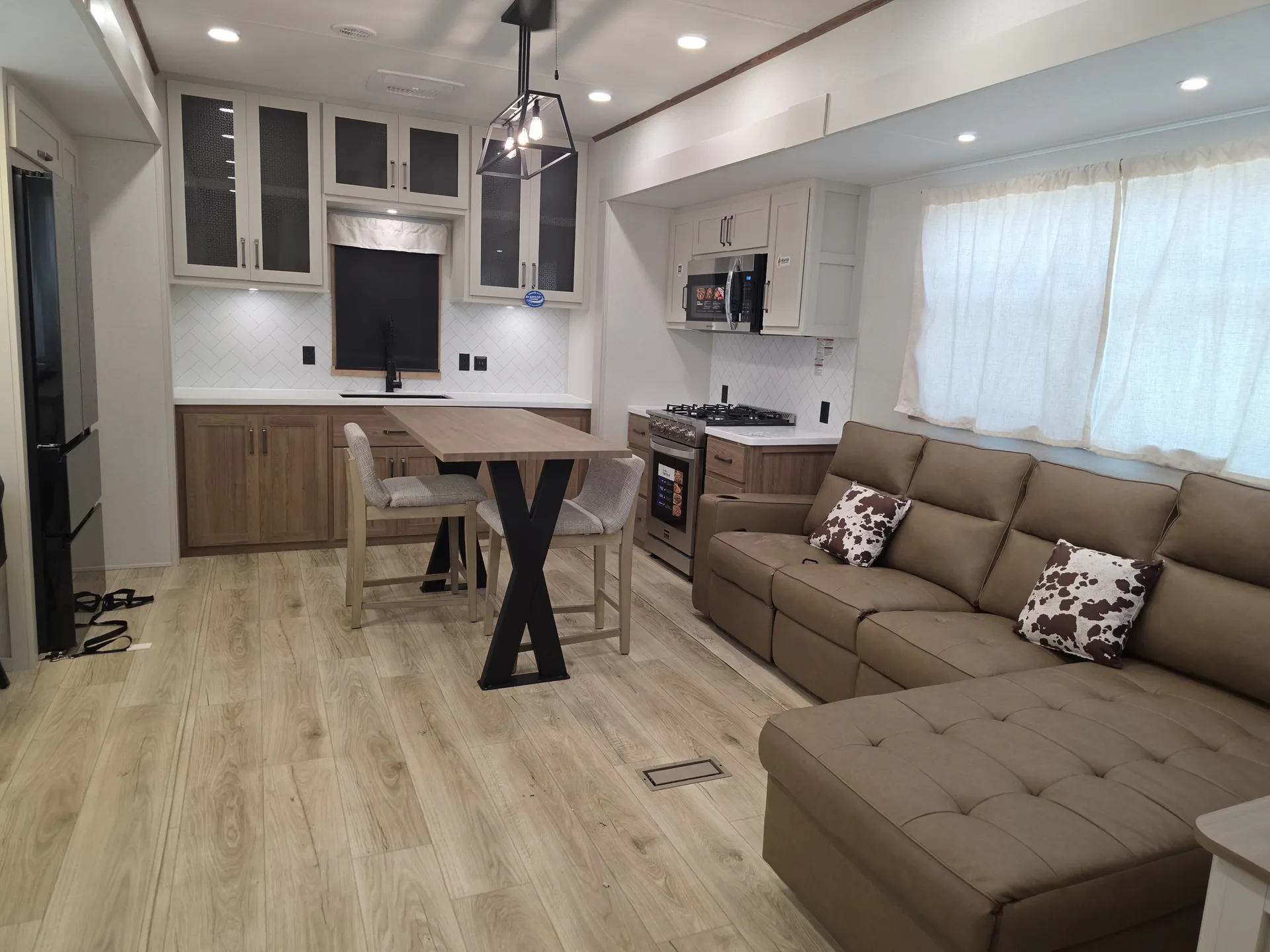 2027 Forest River Mesquite 3850HBRK — living area main