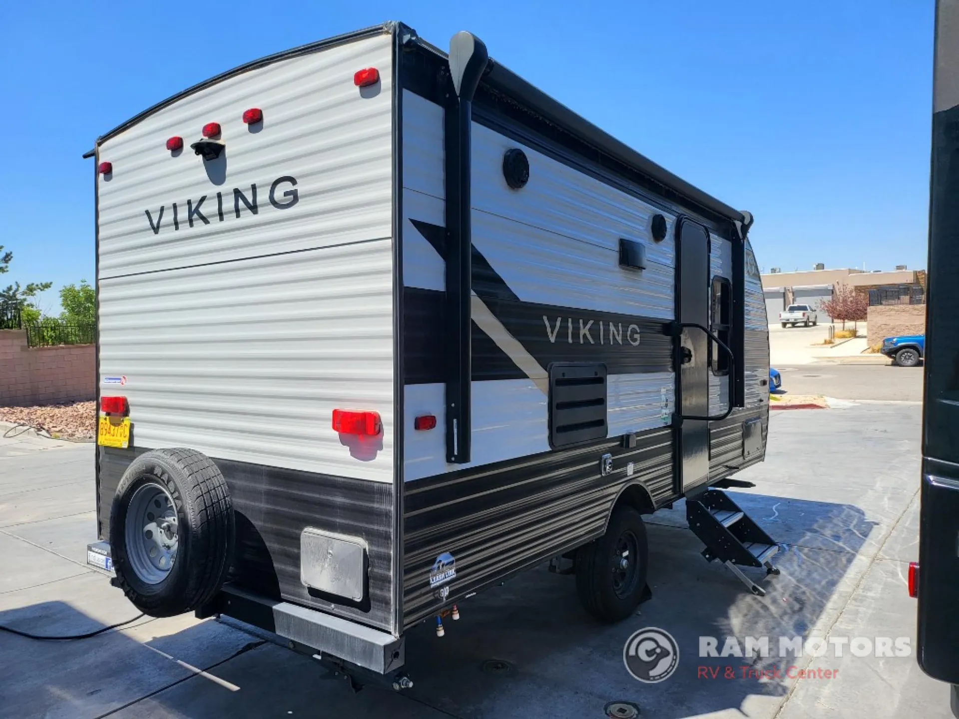 2022 Coachmen Viking Ultra-Lite 17FQS - Photo 3