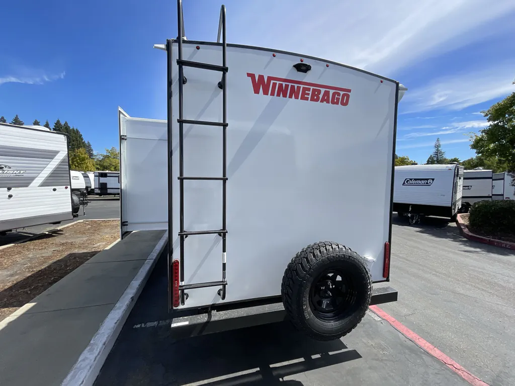 2027 Winnebago Micro Minnie 2108DS, Photos photo 7