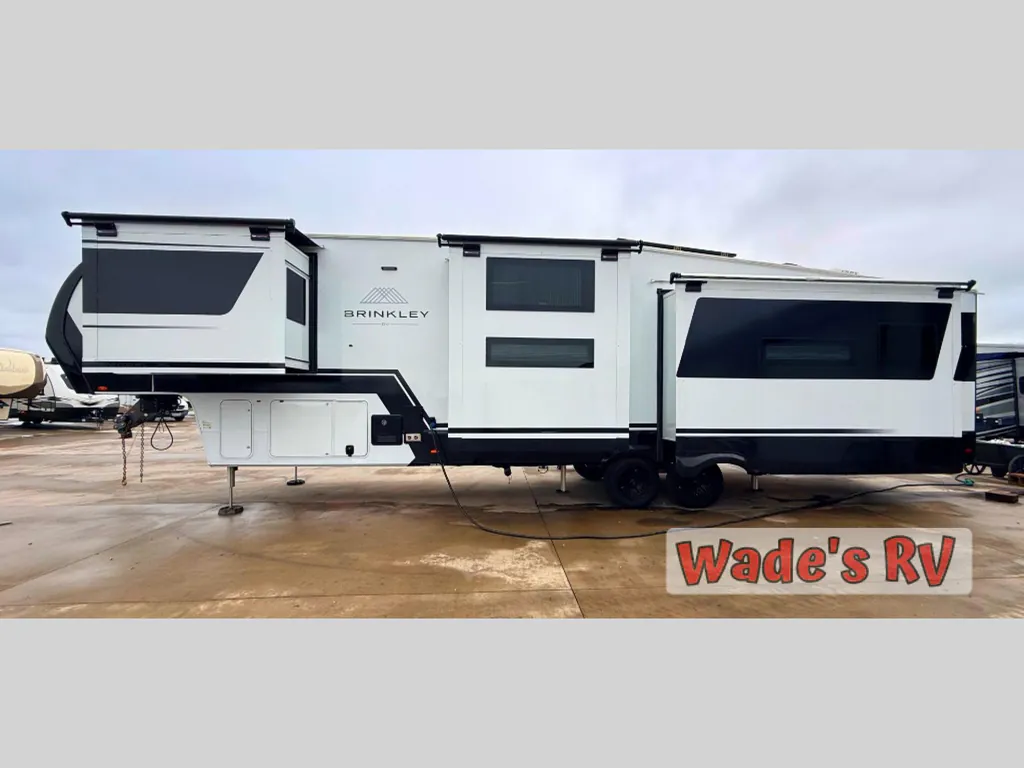 2025 Brinkley Model Z 3610, Photos photo 4