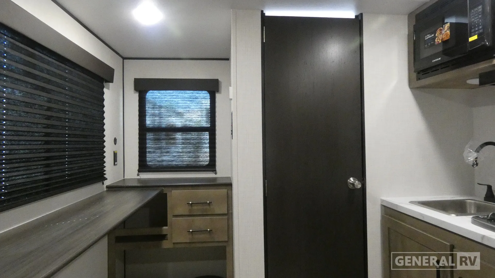 2027 Keystone Springdale Mini 1200BT - Photo 3