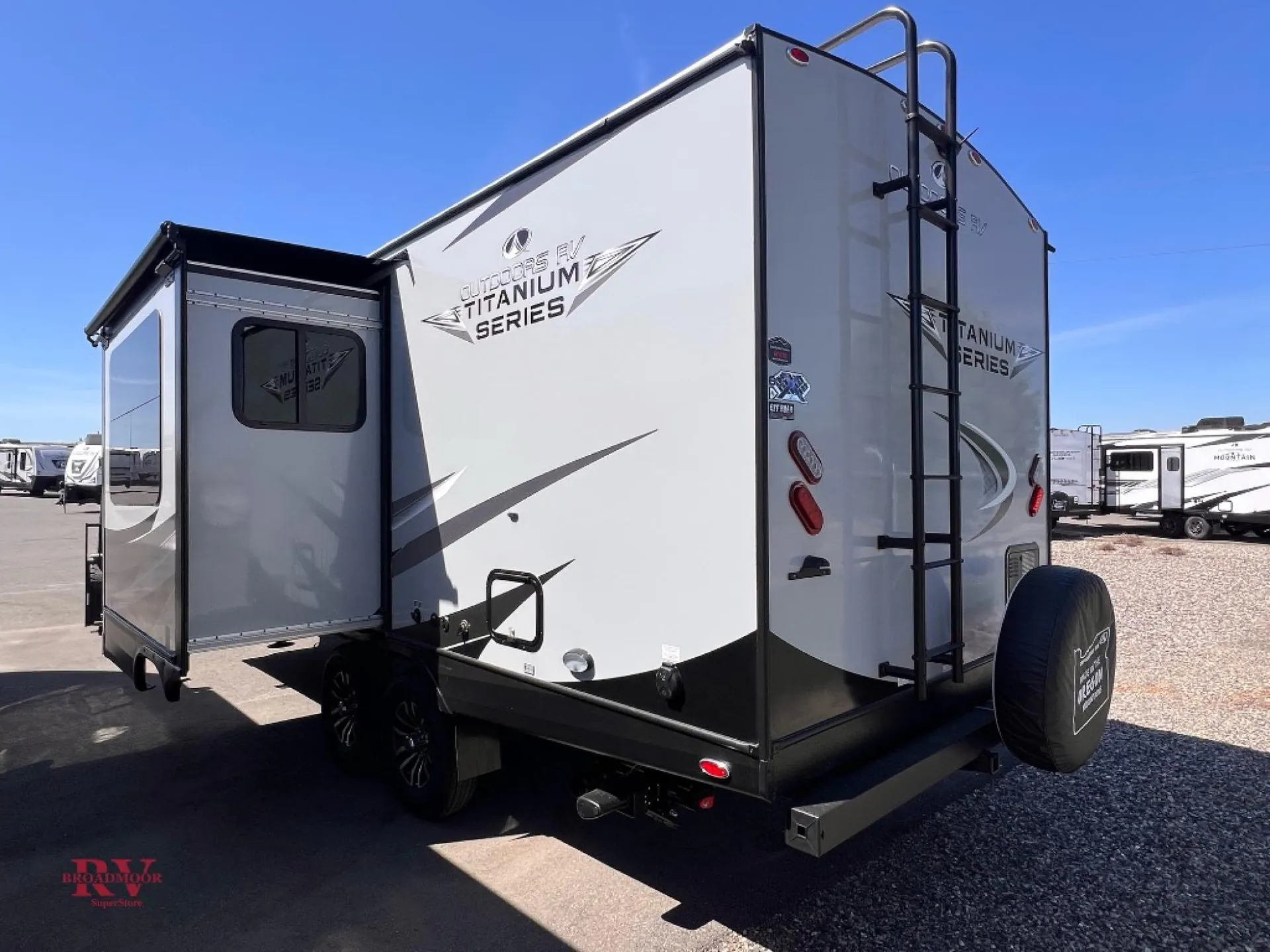 2026 Outdoors RV Timber Ridge Titanium Series 22FQS - Photo 4