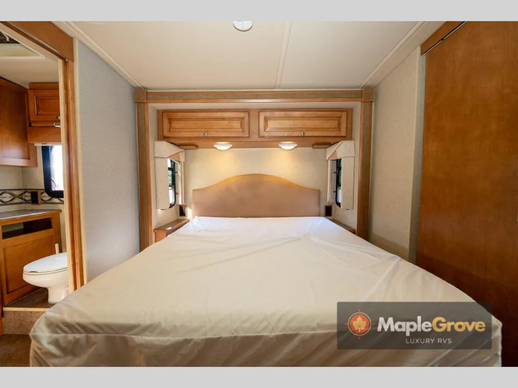 2014 Winnebago Vista 35B, Photos photo 51
