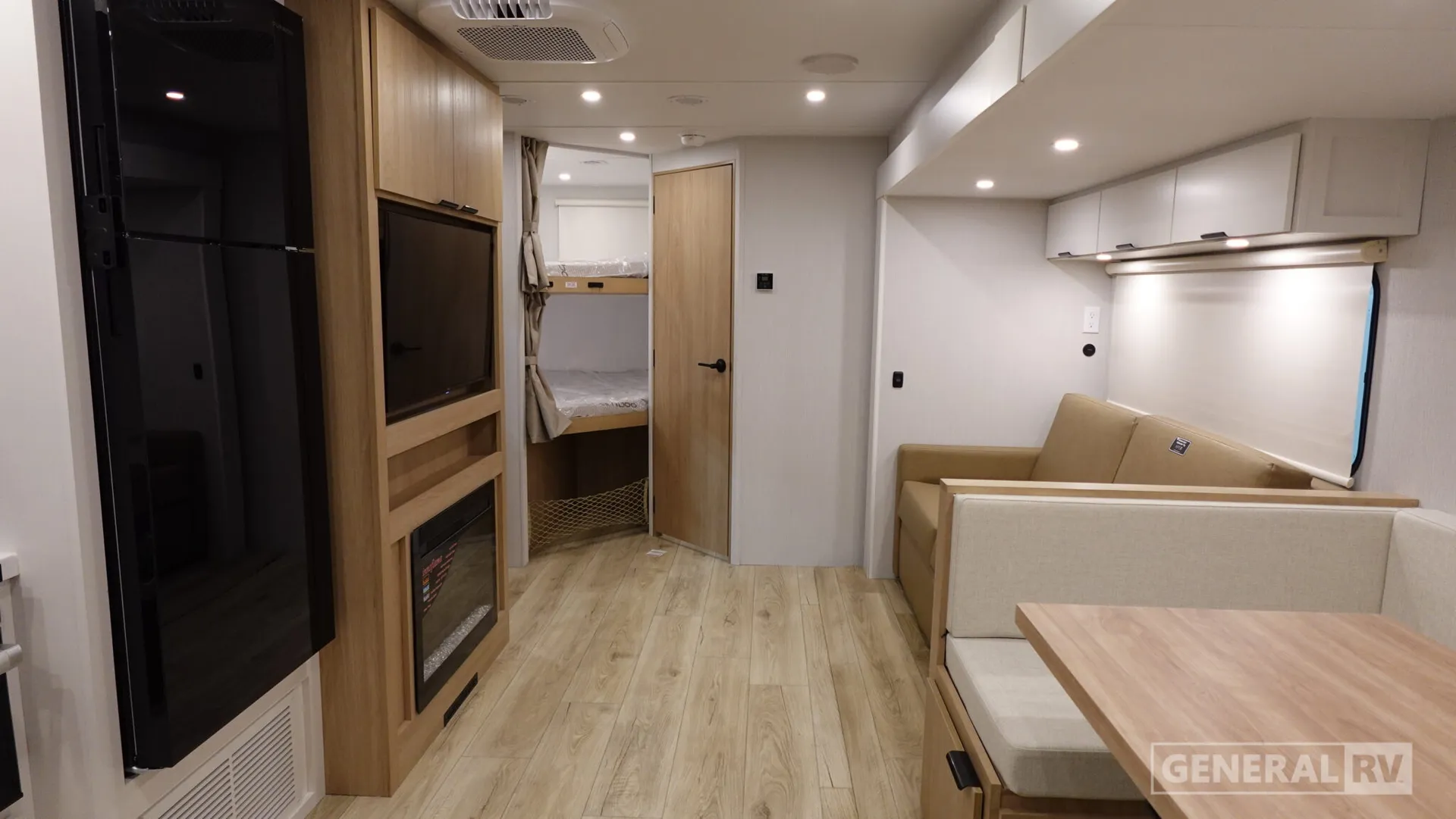 2026 Winnebago Thrive 28BHS - Photo 3