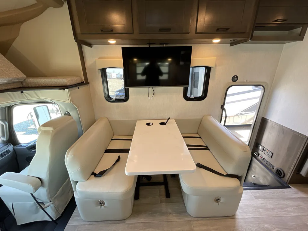 2026 Nexus Ghost 33DS, Photos photo 17