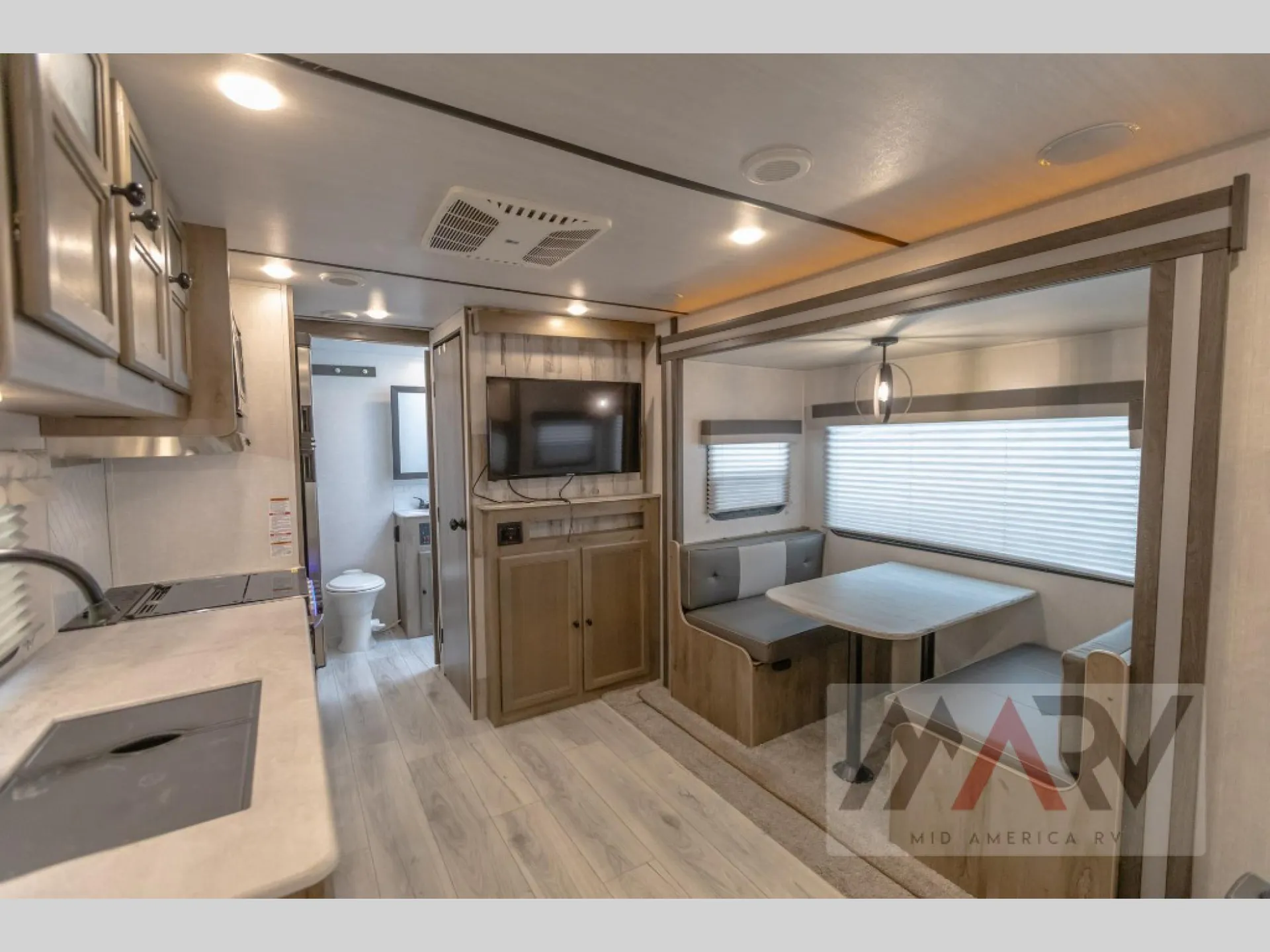 2022 Forest River Surveyor Legend 252RBLE - Photo 3