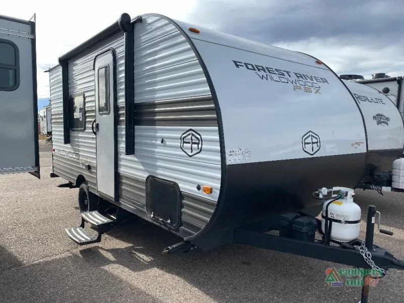 2025 Forest River Wildwood X-Lite FSX 164RBLE - Photo 3