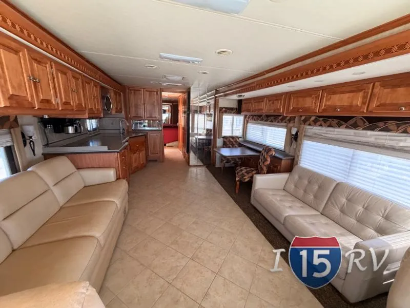 2007 Tiffin Motorhomes Phaeton Used    QSH40 - Main photo