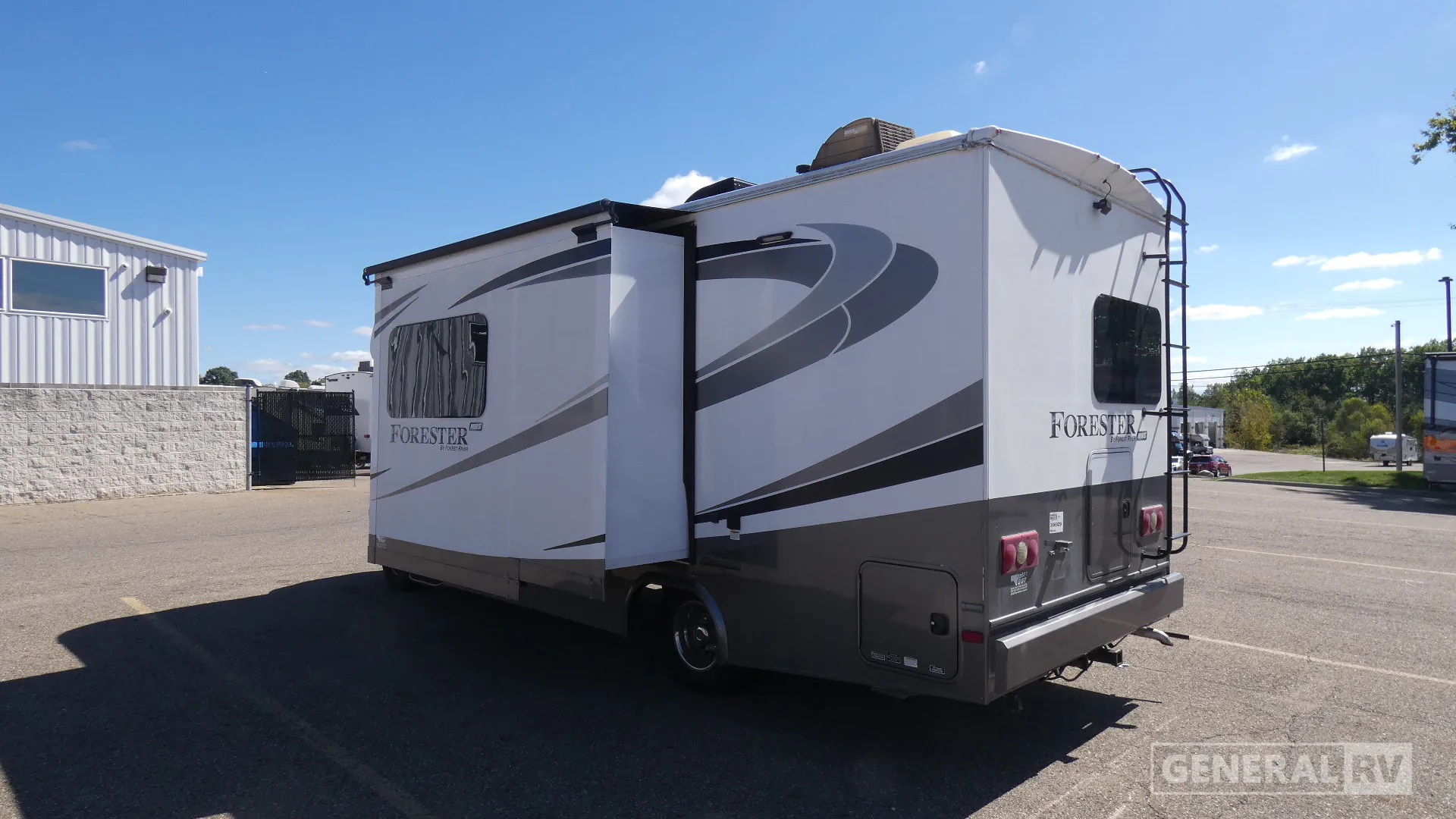 2016 Forest River Forester MBS 2401S - Photo 4