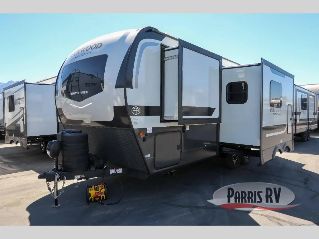 2026 Forest River Rockwood Mini Lite 2513S - Photo 3