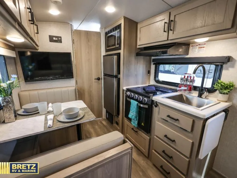 2023 Forest River RV Rockwood GEO Pro 19FD - Photo 2