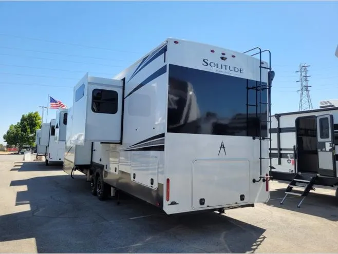 2026 Grand Design Solitude 380FL - Photo 4
