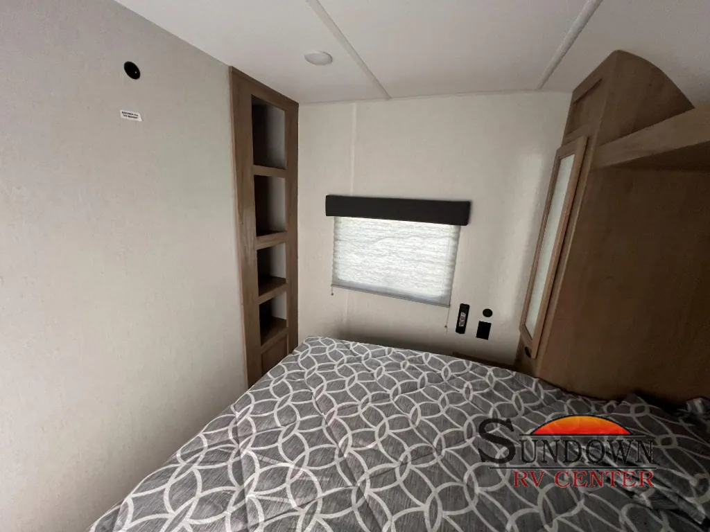 2024 Forest River Cherokee Wolf Den 272BRB, Photos photo 15